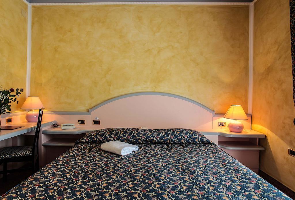 Hotel Grazia Deledda 사사리 객실 사진