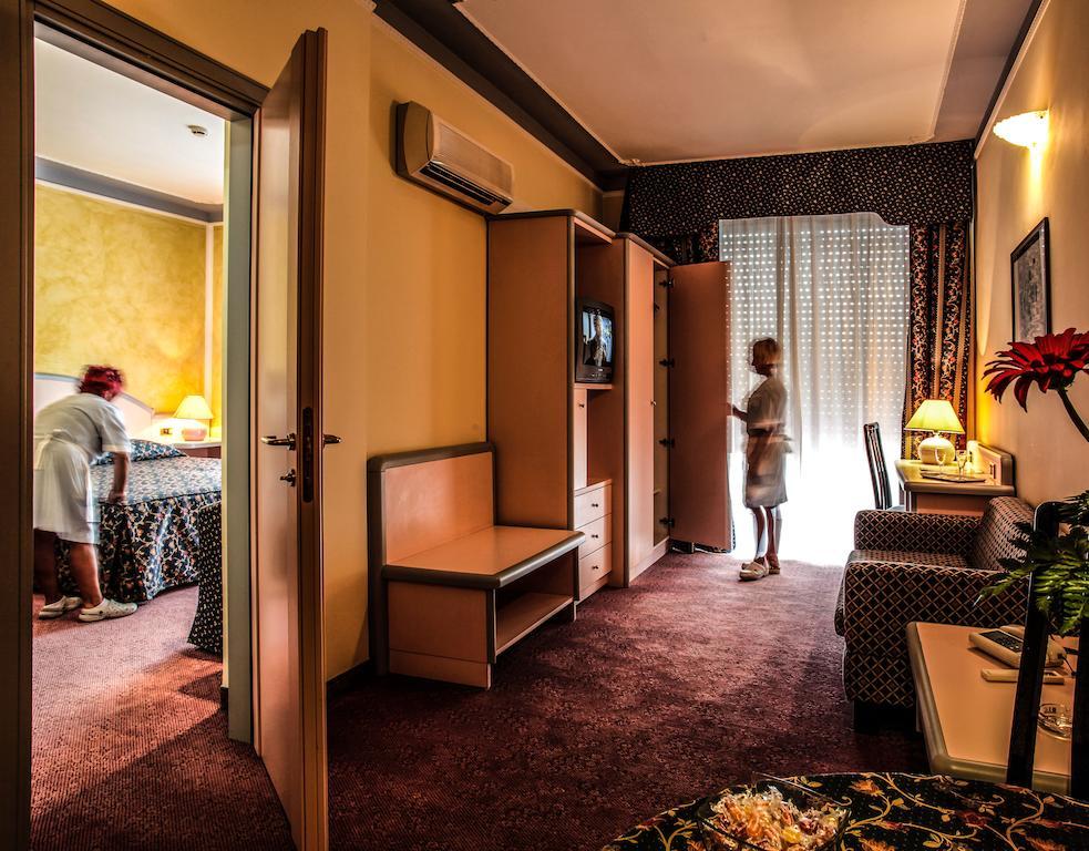 Hotel Grazia Deledda 사사리 객실 사진