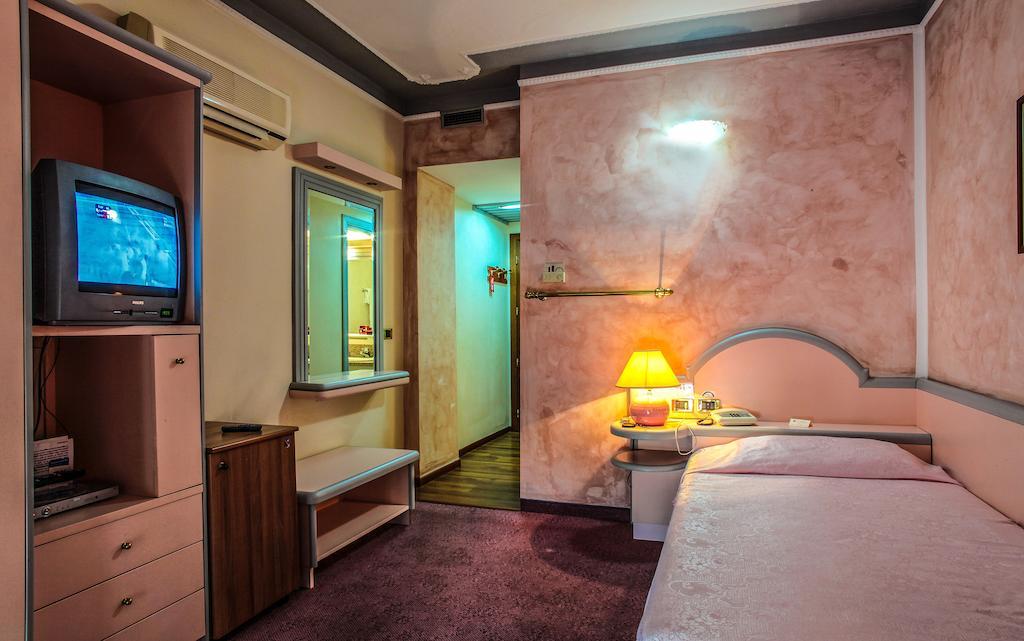 Hotel Grazia Deledda 사사리 객실 사진