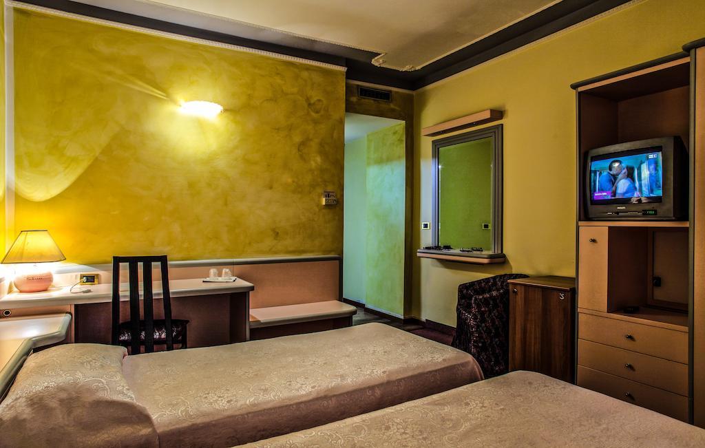 Hotel Grazia Deledda 사사리 객실 사진