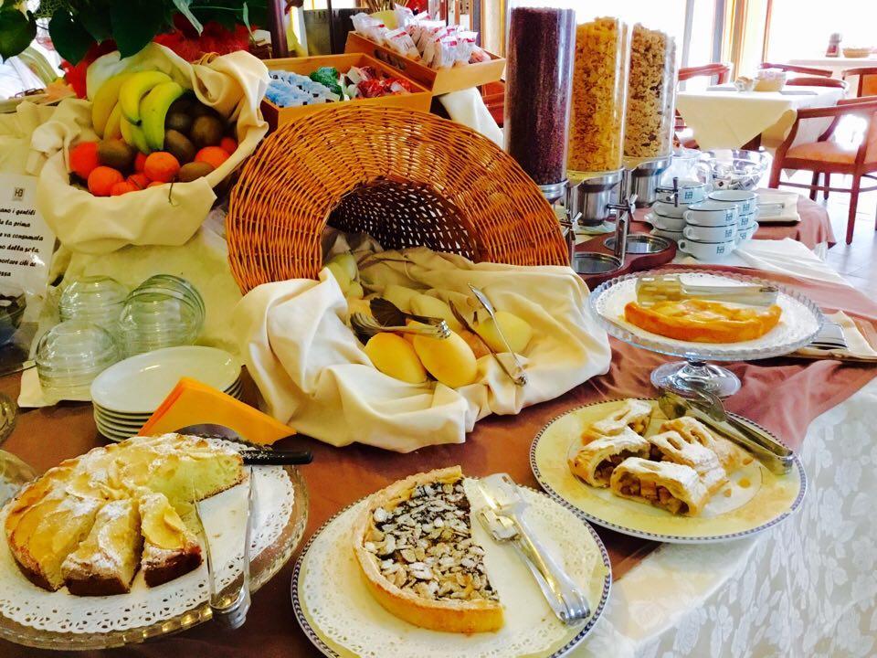 Hotel Grazia Deledda 사사리 외부 사진