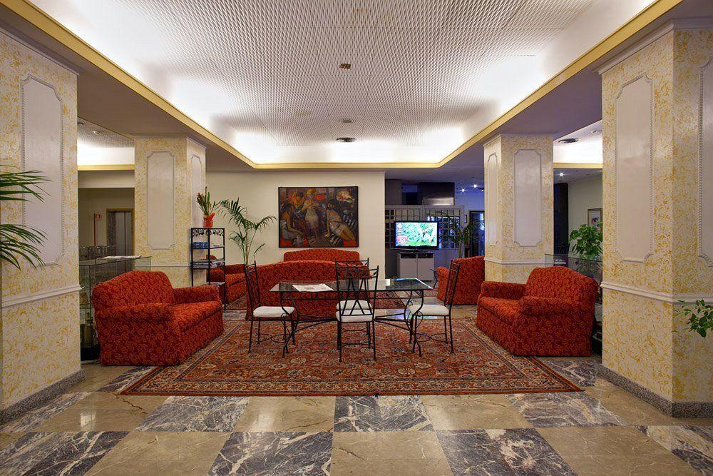 Hotel Grazia Deledda 사사리 외부 사진