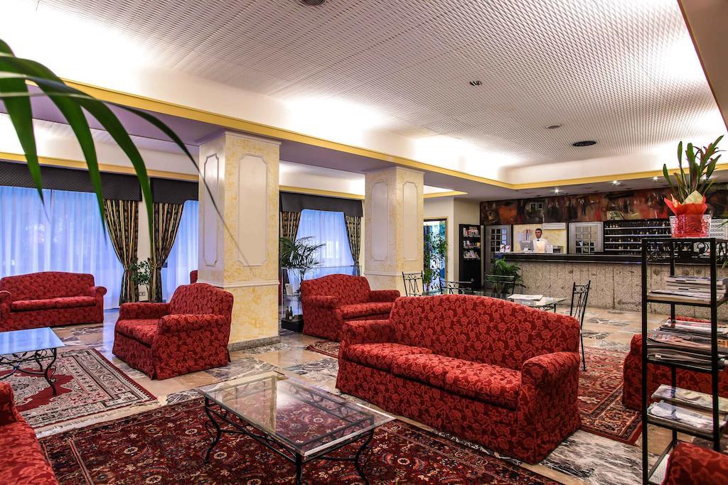 Hotel Grazia Deledda 사사리 외부 사진